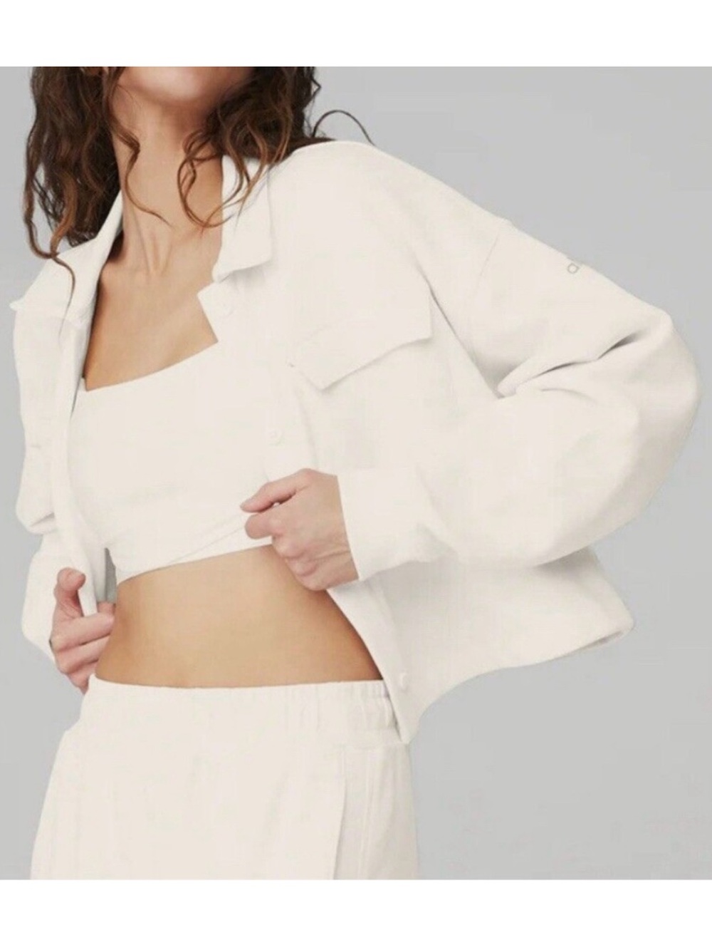 ALO Cropped Shirt Jacket - Sweatshirt